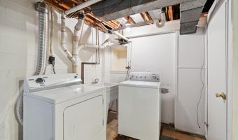 9923 MAYFIELD Dr, Bethesda, MD 20817