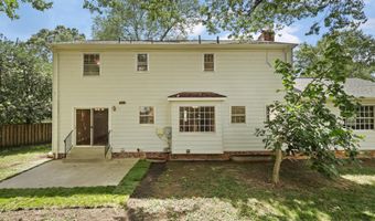 8223 TREEBROOKE Ln, Alexandria, VA 22308