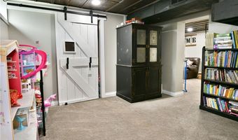 3192 New Milford Rd, Atwater, OH 44201