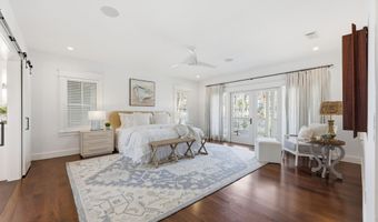 698 BEACH Ave, Atlantic Beach, FL 32233