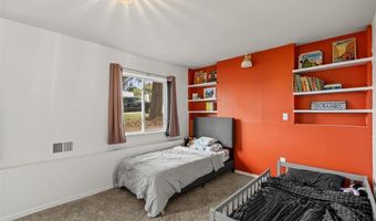 826 E Tamarack Dr, Bayfield, CO 81122