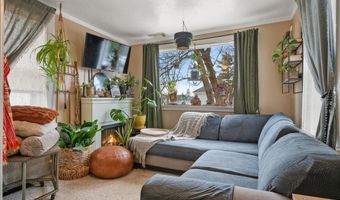 15 Grant St, Bangor, ME 04401