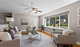 9217 Hallock Dr, Affton, MO 63123