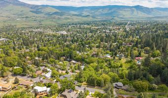 Terrace Street, Ashland, OR 97520