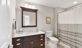 28 Brook Ln 28, Berlin, MA 01503