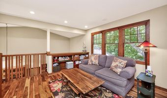 33943 Mill Creek Dr, Adel, IA 50003