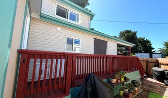 16117 HIGHWAY 101 76, Brookings, OR 97415