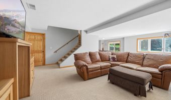 2089 Whispering Oaks Dr NE, Alexandria, MN 56308