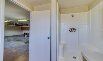 3194 Sycamore Ave, Bullhead City, AZ 86429