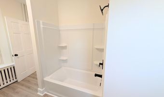 371 1st St, Albany, NY 12206