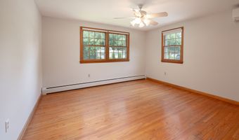 198 N Timber Ln, Cheshire, CT 06410