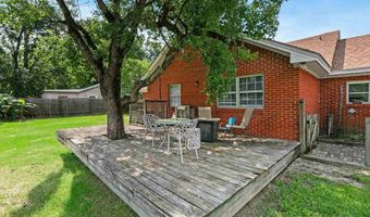 910 E Horner St, Atmore, AL 36502