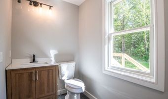 5 Fawn Rd, Alloway, NJ 07422