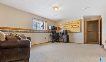509 Aana Ave, Baltic, SD 57003