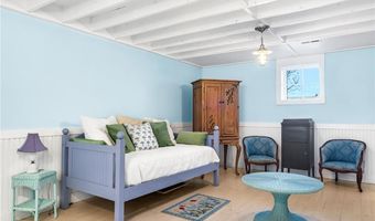 7 Clarkes Village Rd, Jamestown, RI 02835