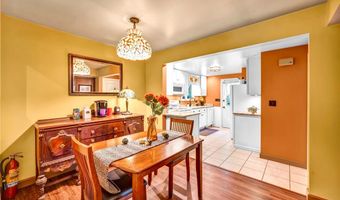 3596 Glenwood Dr, Austinburg, OH 44010