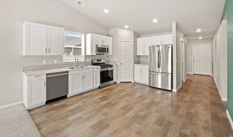 370 Cherokee Trl, Ault, CO 80610