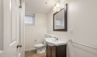 154 Bedford St, Abington, MA 02351