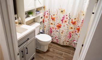 17 Ipswich Dr, Bella Vista, AR 72714
