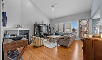 585 Burgess Cir, Aurora, OH 44202