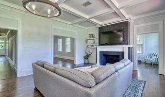 322 Saluda Ave, Batesburg, SC 29006