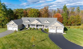 58 Granite Ln, Chester, NH 03036