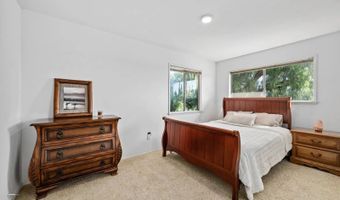 2231 Oak Hill Dr, Escondido, CA 92027