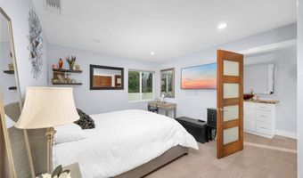 109 S Eucalyptus Dr, Anaheim, CA 92808