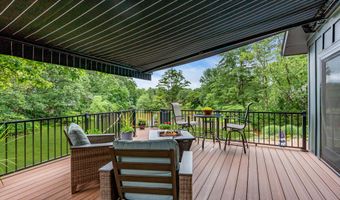 6 Trimbleford Ln, Middletown, NJ 07748