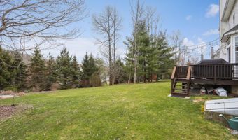 13 Independence Cir, Middlebury, CT 06762
