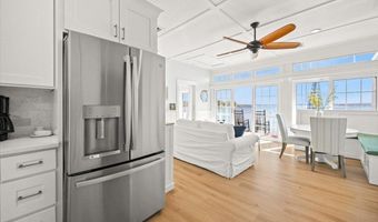 106 King Philip Ave, Bristol, RI 02809
