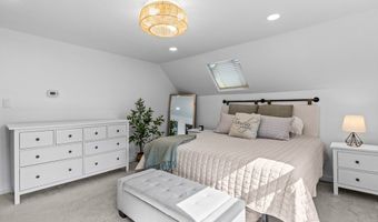 3 Cedar Hill Dr, Acushnet, MA 02743