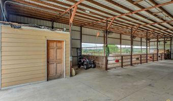 7406 SW Docking Rd, Auburn, KS 66402