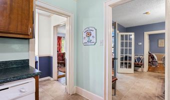 711 Parrish Ave, Adel, GA 31620