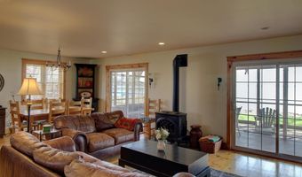 23 Mud Pt S, Alburgh, VT 05440