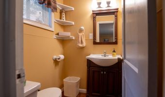 722 Newman Rd, Alexander City, AL 35010