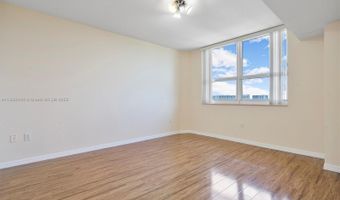 19501 W Country Club Dr 912, Aventura, FL 33180
