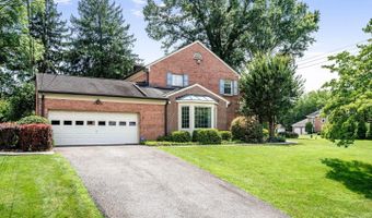 9921 KENTSDALE Dr, Potomac, MD 20854