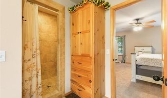 199 Classic Rd, Ardmore, OK 73401