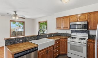 101 Sioux Dr, Berthoud, CO 80513