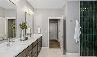 200 W Boxthorn Dr, Andover, KS 67002