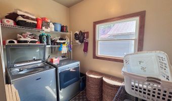 203 3rd Ave SW, Bowman, ND 58623