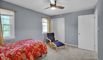802 APPLE Dr, Reading, PA 19610