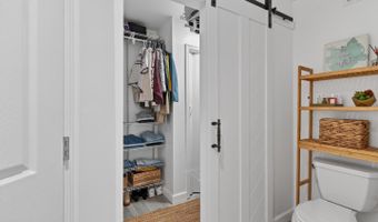 6862 BRINDLE HEATH Way #202, Alexandria, VA 22315