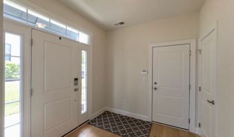 25 Brentwood Cir 25, Danbury, CT 06810