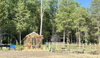 5696 Park Ave, Aurora, IN 47001