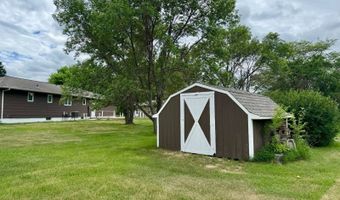 322 S 2nd St, Ashton, SD 57424