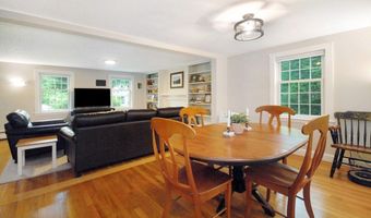 67 Seminole Rd, Acton, MA 01720