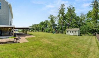 35 Gina Dr, Allentown, NJ 08501
