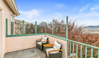 517 Lakota Way, Ashland, OR 97520